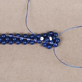 Annelida bracelet adding beads to right angle weave